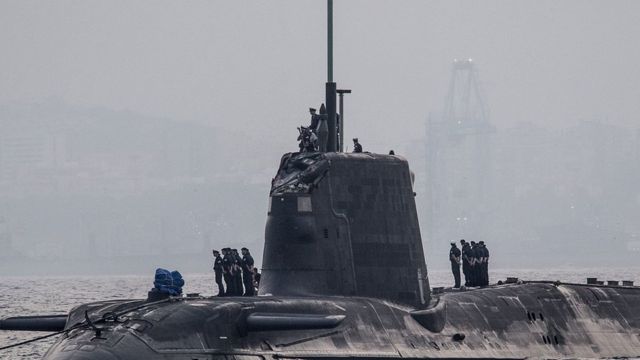 HMS Ambush llegando a Gibraltar el 20 de julio de 2016