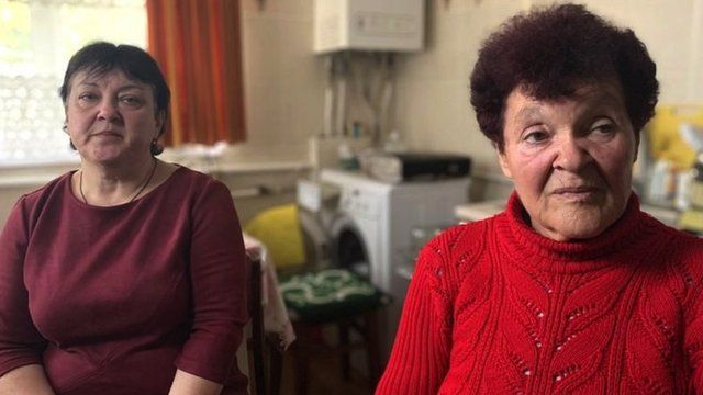 75岁的柳德米拉（右）和女儿(photo:BBC)