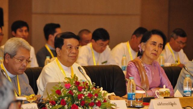 ငြိမ်းချမ်းရေး ဆွေးနွေးမှုပူးတွဲ ကော်မတီအစည်းအဝေး
