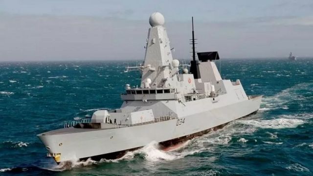 Эсминец HMS Diamond