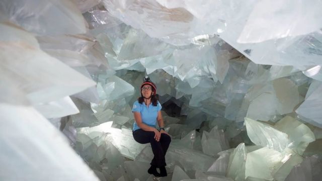 படிக குகை