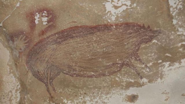 Encuentran la pintura rupestre de un animal más antigua del mundo - BBC  News Mundo