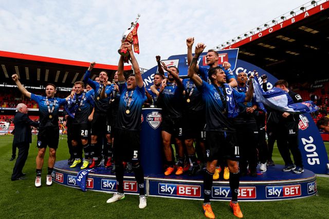 Bournemouth celebrate lifting the Championship trophy in 2015