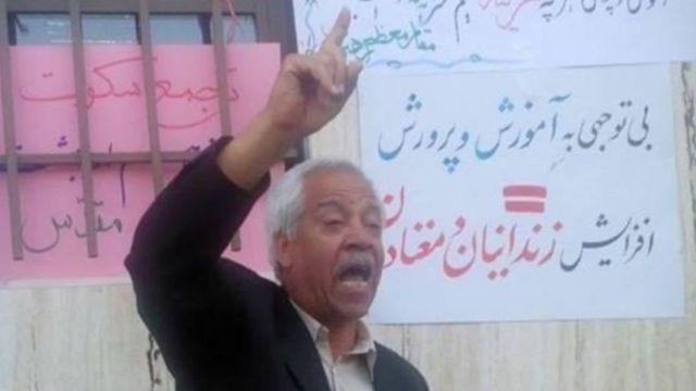 هاشم خواستار، فعال صنفی معلمان &#39;به بیمارستان روانی مشهد منتقل شده&#39; - BBC  News فارسی