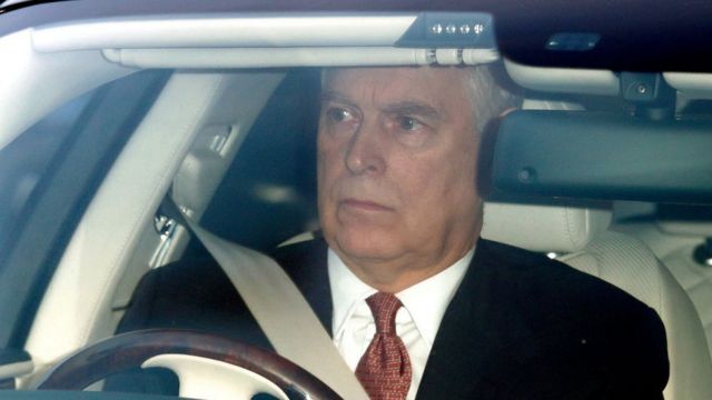 Дайджест: принца Эндрю могут отправить во "внутреннюю ссылку", если он ...