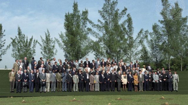 Foto oficial da Rio-92 reúne representantes de 179 países