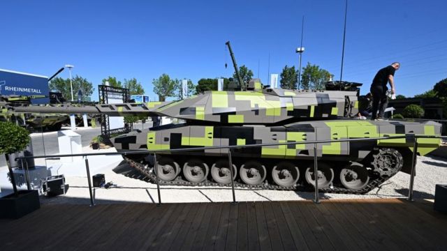 Прототип KF51 Panther на выставке Eurosatory 2022