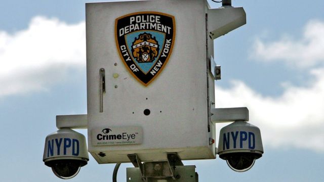 Câmera de segurança da polícia de Nova York