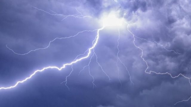 மின்னல்