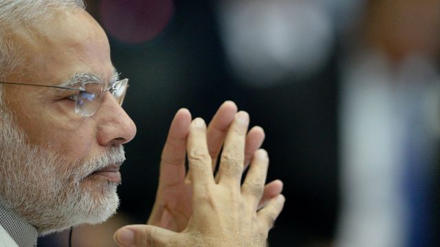 नरेंद्र मोदी