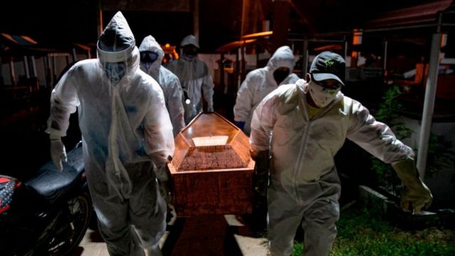 Coronavirus: Brasil supera los 30.000 muertos por covid-19 y multiplica por 5 la cifra de fallecidos en un mes - BBC News Mundo