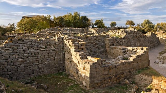 Ruinas en el lugar donde algunos creen que estuvo Troya.