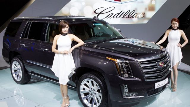 Một chiếc xe Cadillac Escalade trưng bài ở Seoul - hình chỉ có tính minh họa