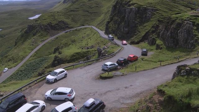Rathad a' Bhealaich san Eilean Sgitheanach