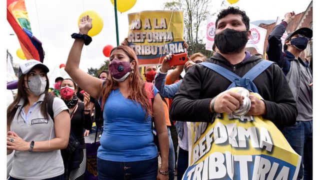 3 factores para entender las protestas en Colombia y la indignación contra  la reforma tributaria - BBC News Mundo