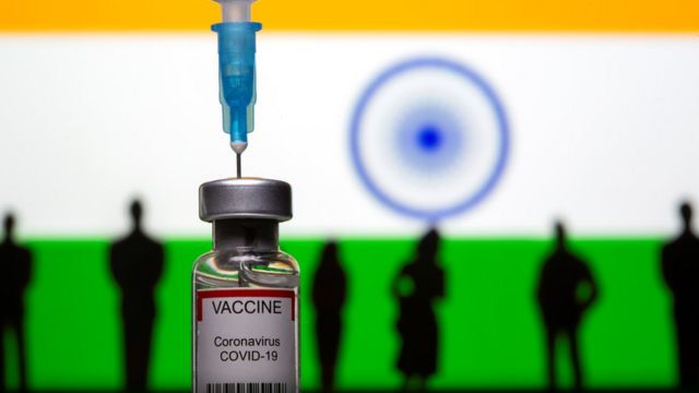 印度帮忙生产不少新冠病毒疫苗出口，但本国民众想接种时却“一针难求”。(photo:BBC)