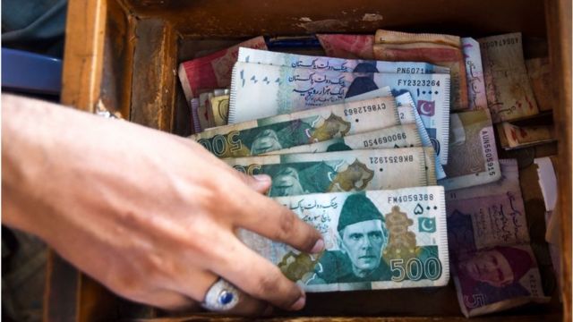 کیا پاکستان میں مہنگائی کی اصل وجہ ’کارٹلائزیشن‘ ہے؟ - BBC News اردو