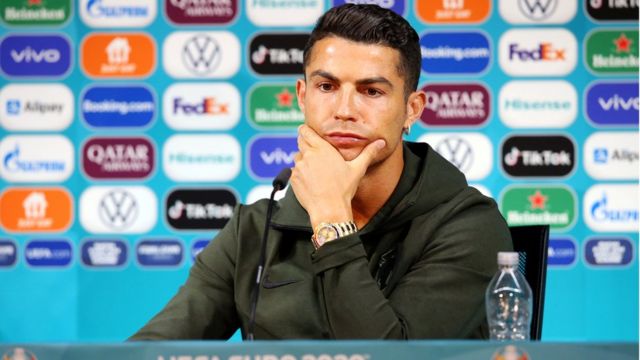 Cristiano Ronaldo durante la rueda de prensa después del partido