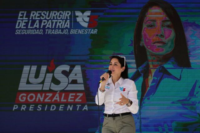 Luisa Gonzalez durante campanha