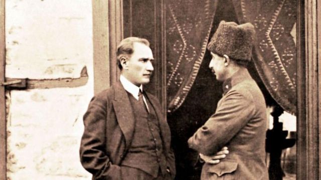 Mustafa Kemal Atatürk ve İsmet İnönü