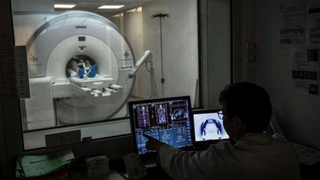 சர்க்கரை மகிழ்ச்சியைப் பறிக்கும்.