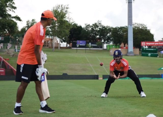 सेंचुरियन में अभ्यास करते भारतीय खिलाड़ी