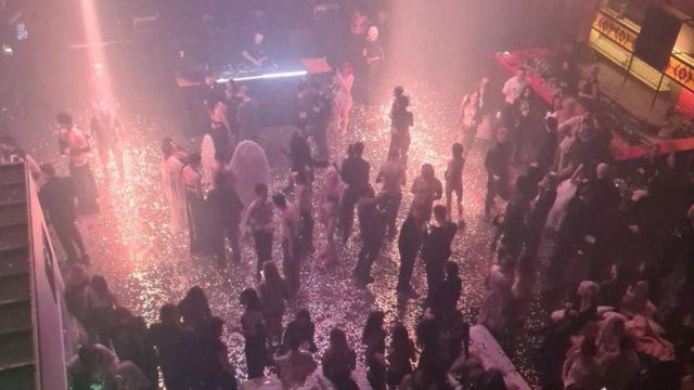 Interior de la fiesta