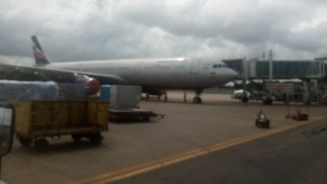 ரஷ்யா விமானம் இலங்கையில் தடுத்து வைப்பு