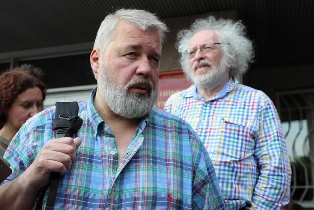 Издатель "Новой газеты" Дмитрий Муратов и главный редактор радиостанции "Эхо Москвы" Алексей Венедиктов