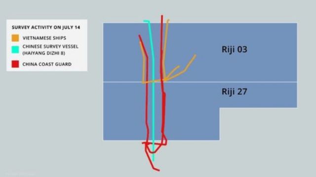 Tàu Việt Nam và Trung Quốc 'vờn nhau' quanh hai lô Riji 03 và Riji 27