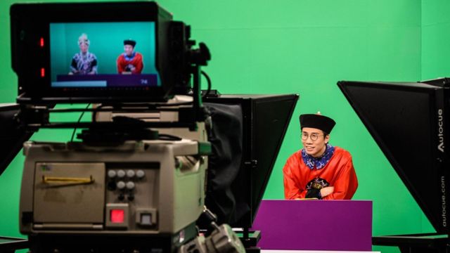 香港电台电视部演播厅在录制最后一集《头条新闻》（17/6/2020）