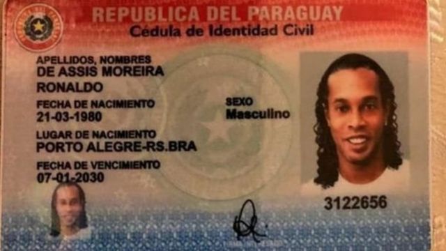 Isanamu y'indangamuntu ya Paraguay yerekanye n'abategetsi b'ico gihugu iriko izina rya Ronaldo