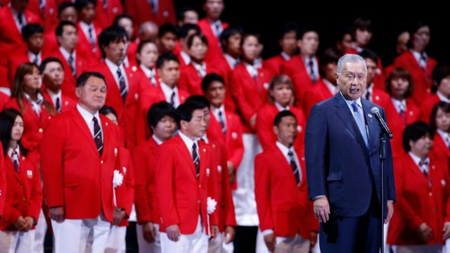 Ёсиро Мори и олимпийская сборная Японии