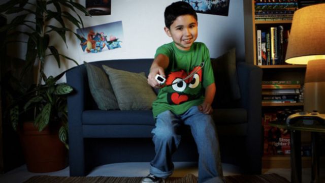 Menino de 8 anos vai receber US$ 33.000 pra jogar Fortnite profissionalmente