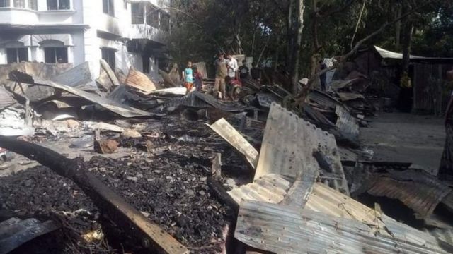 কুমিল্লার মুরাদনগরে হামলার শিকার একটি বাড়ি