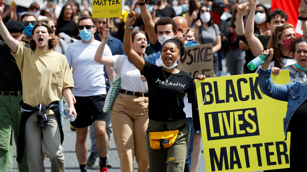 Manifestação do Black Lives Matter em Liverpool