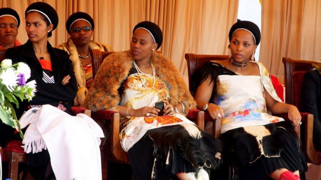 Meet African King Wey Get 15 Wives Bbc News Pidgin 