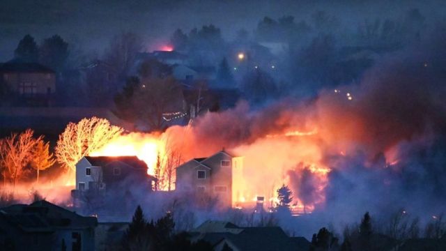 الحرائق السابقة في كلورادو كانت في الأماكن النائية، لكن هذه الحرائق في مناطق آهلة بالسكان