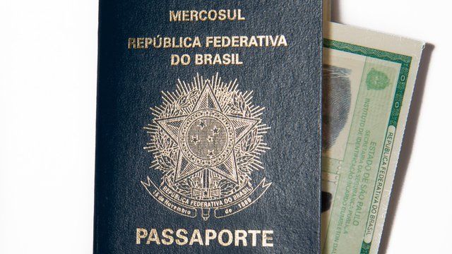 Passaporte e identidade