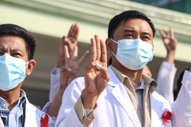 Doctors in Myanmar showing their dissatisfaction with the coup, February 3, 2021