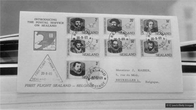 सीलँडः फक्त दोन खांबावर उभा असलेला देश तुम्हाला माहिती आहे का?. जगातला सर्वात लहान देश