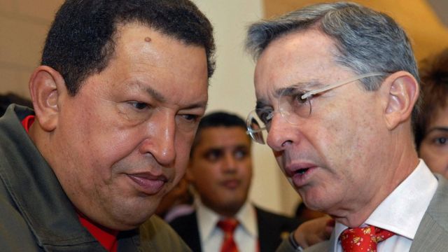 Hugo Chávez y Alvaro Uribe
