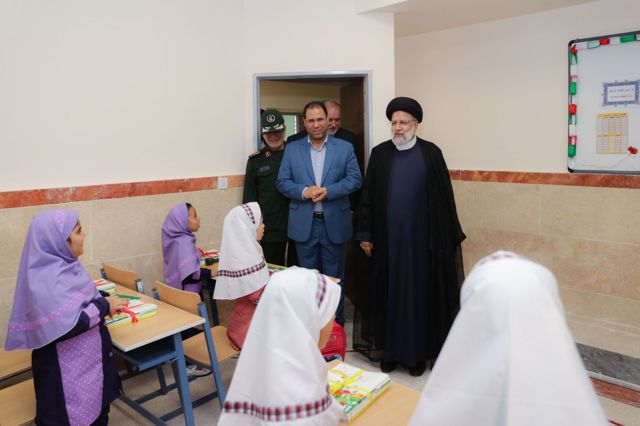 وزیر آموزش و پرورش و رئیس جمهوری ایران