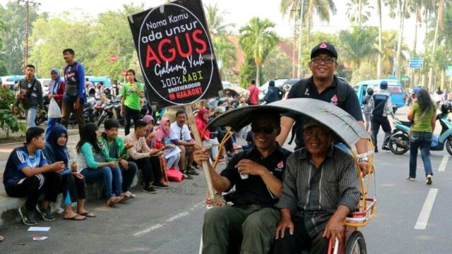 Komunitas Agus