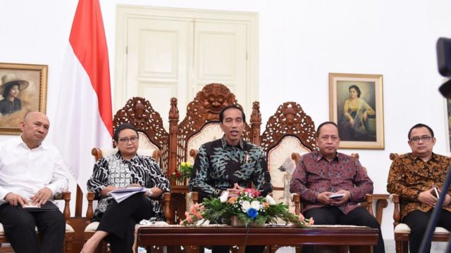 Presiden menegaskan bahwa pelanggaran hukum dan pemicu kerusuhan tak akan dibiarkan
