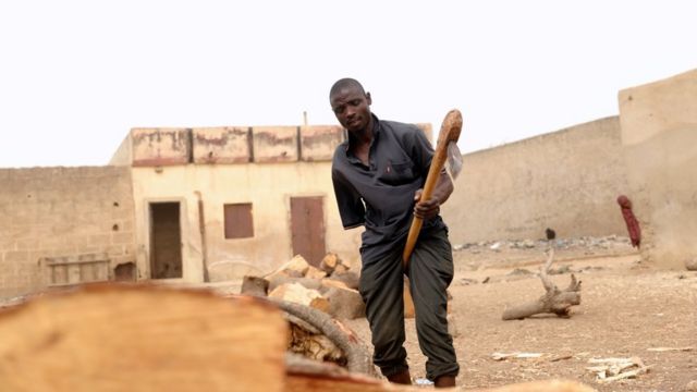 Kabiru wey dey work