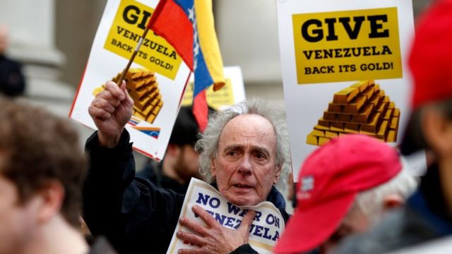 Protestas a favor del gobierno Venezuela frente al Banco de Inglaterra