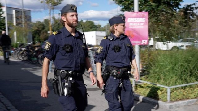 Agentes de policía en Suecia.