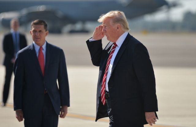 Flynn estaba en contacto con la embajada rusa cuando Obama aprobó el último paquete de sanciones.