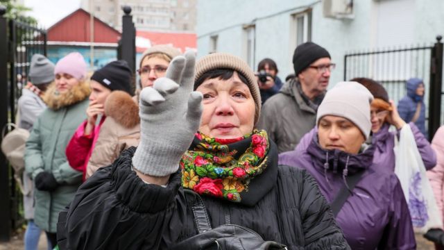 Проводы мобилизованных в одном из городов России